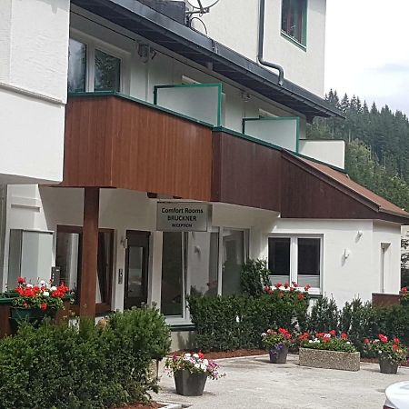 Comfort Rooms Bruckner Бадгаштейн Экстерьер фото