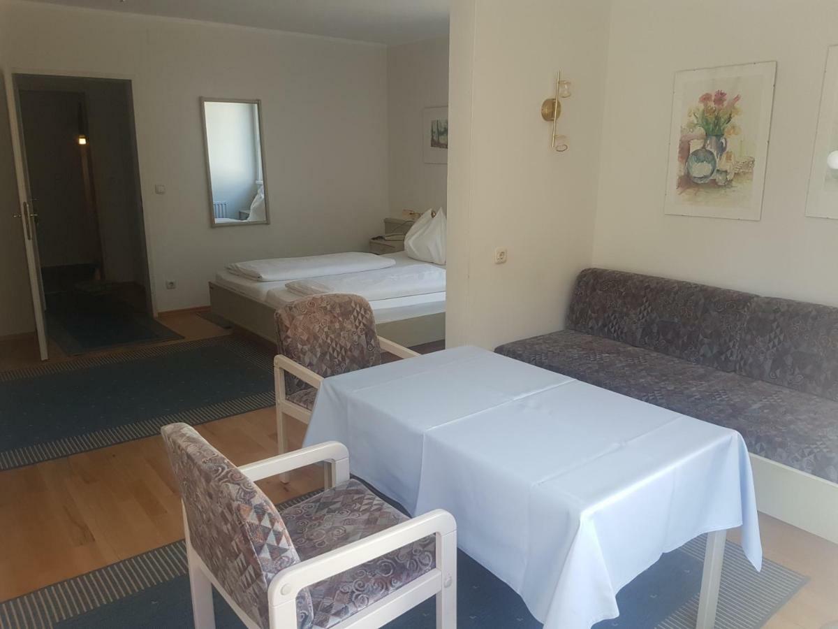 Comfort Rooms Bruckner Бадгаштейн Экстерьер фото