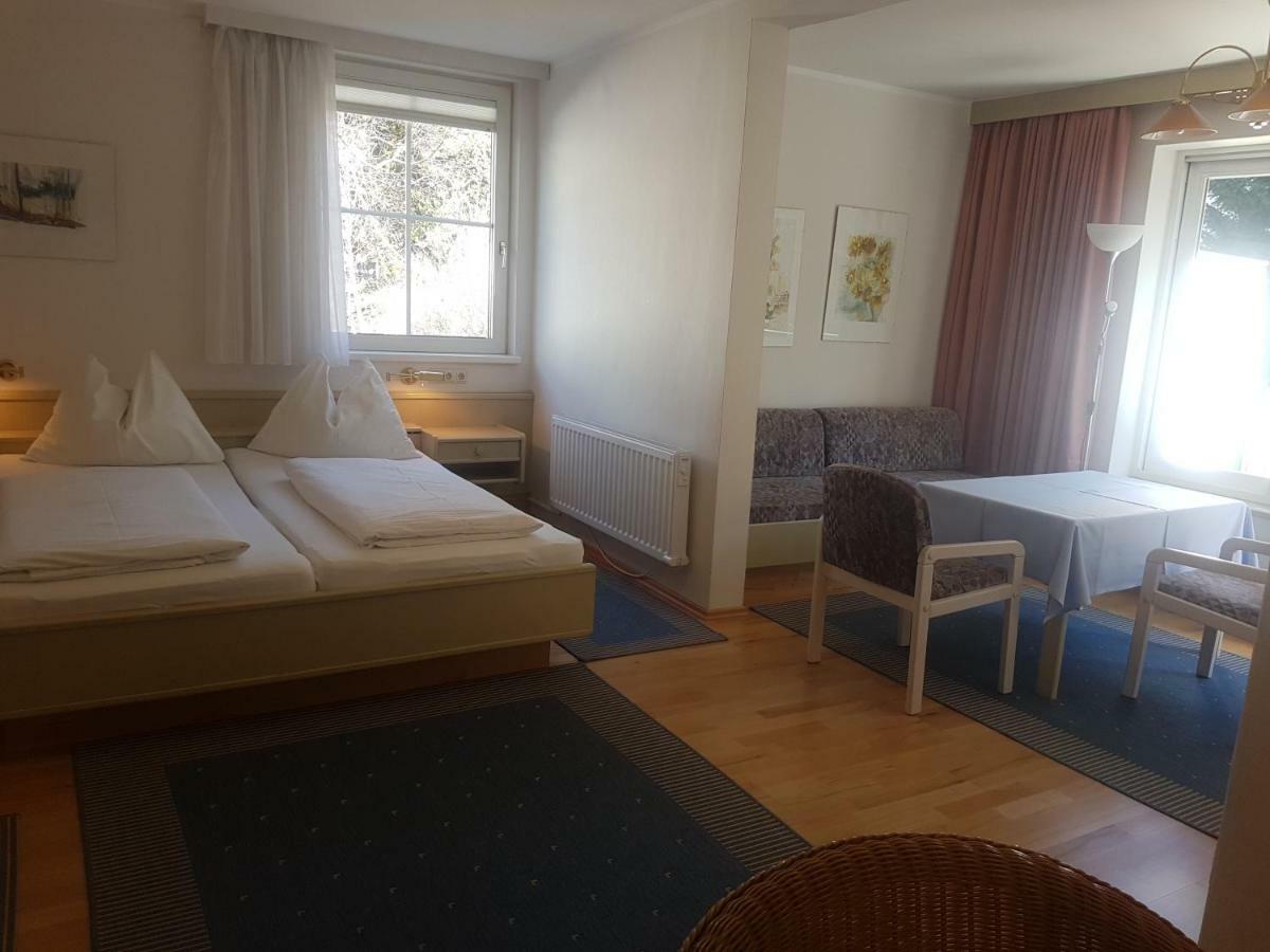 Comfort Rooms Bruckner Бадгаштейн Экстерьер фото